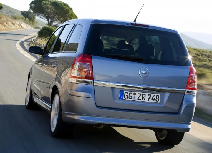 Quelle huile moteur pour Opel Zafira B