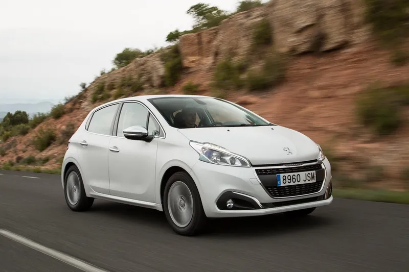 Quel filtre à air pour ma Peugeot 208 I (2012-2020)