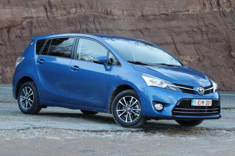 Quelle huile moteur pour Toyota Verso